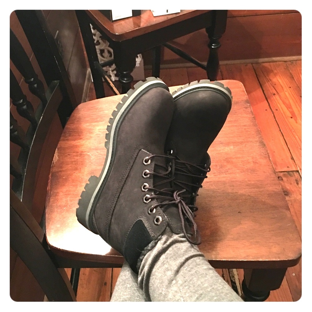 🚫Sold Locally🚫Black Timberlands